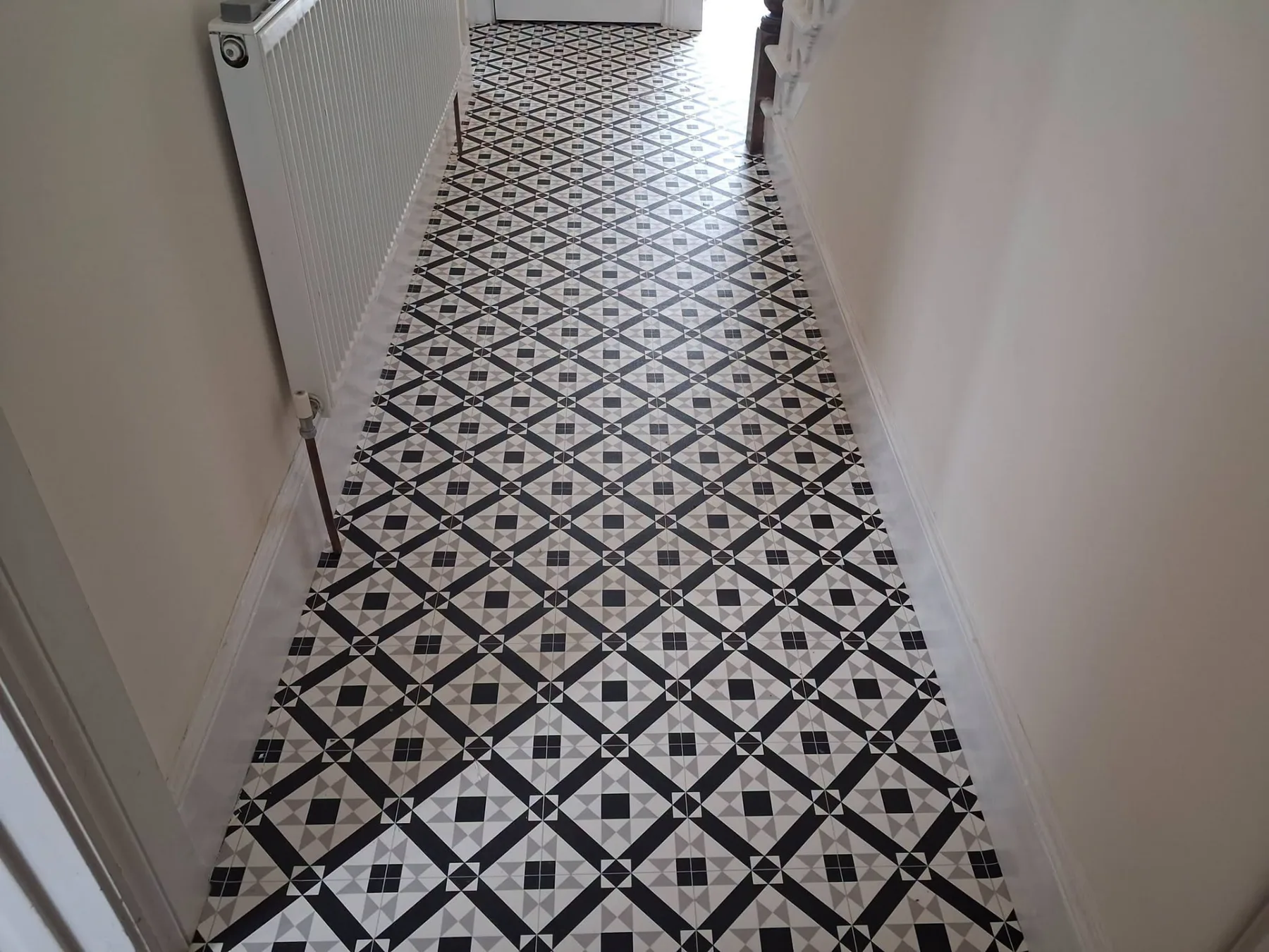 Patterned domestic vinyl flooring
